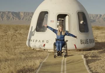 Blue Origin выполнила пилотируемый суборбитальный полёт NS-37