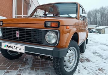 В России продают классическую «Ниву» из первой партии — ей 48 лет