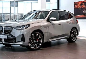 Новый BMW X3 добрался до России из Китая и США: цены кусаются, но выбор есть