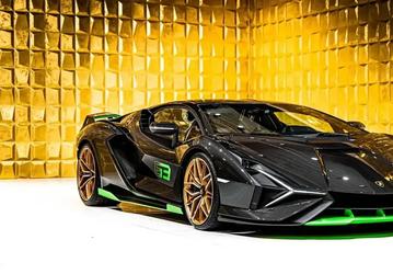 Других таких в России нет: в нашей стране продают самый мощный в мире Lamborghini Sian, цена соответствует