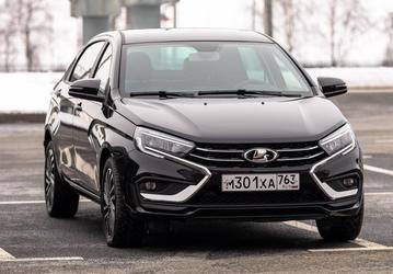Глава АвтоВАЗа пересел с Lada X-Cross 5 на новое авто: «президентский» российский седан Lada Aura попал на фото