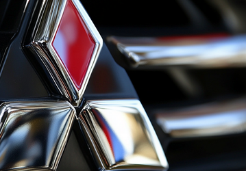 Honda Civic от 460 000, Hyundai Elantra от 520 000, Mitsubishi Lancer от 540 000 и Volkswagen Passat от 990 000 руб. В России продадут машины должников