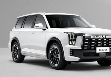 5-метровый «китайский Cadillac» с полным приводом и японским «автоматом» поступает в продажу в России. Без скидки GAC GS8 GX Traveller оценили почти в 5 млн рублей