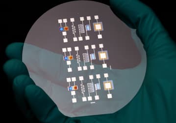 Стартап Atlant 3D привлёк $15 млн на технологию атомарной сборки материалов для микроэлектроники и квантовых систем