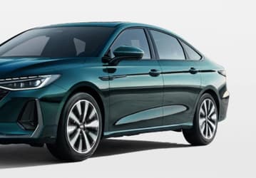 Аналог Toyota Camry от Chery стал еще лучше. Представлен Chery Arrizo 8 2025 — с 2,0-литровым мотором на 254 л.с. и 8-ступенчатым «автоматом»