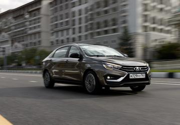 Дилеры начали выдавать свежие Lada Vesta с новой коробкой, которая гораздо быстрее и выдерживает до 380 тыс. км