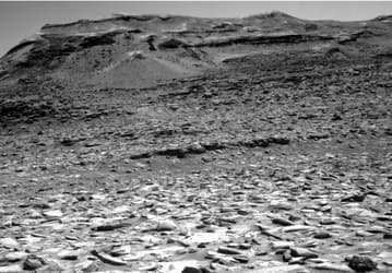 Марсоход Curiosity продолжил исследования Марса, несмотря на потерю данных
