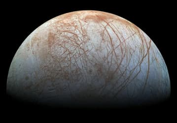 Новый метод позволит искать следы жизни на ледяной поверхности Европы