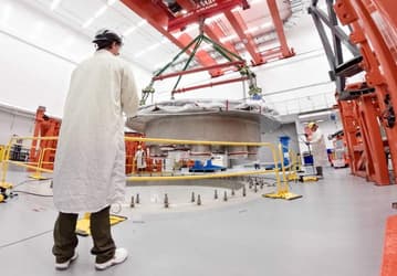 Стартап Commonwealth Fusion Systems установил 75-тонное основание для термоядерного токамака SPARC