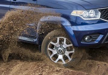 Не получается: новый УАЗ «Патриот» 2025 не порадует «автоматом». Такую коробку ждут не раньше 2026 года