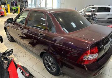 Новая Lada Priora без пробега со встроенной навигацией Яндекса появилась в продаже