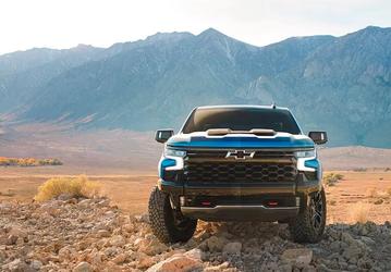 Внедорожник с капелькой Corvette: новейший Chevrolet  Silverado позаимствует выхлоп у знаменитого спортивного авто
