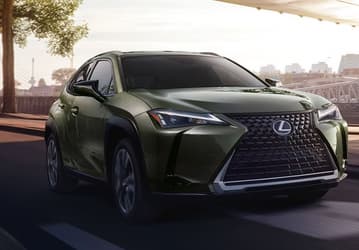 В России начали продавать Lexus UX 200 — недорого, но есть нюанс: машины 2022 года выпуска