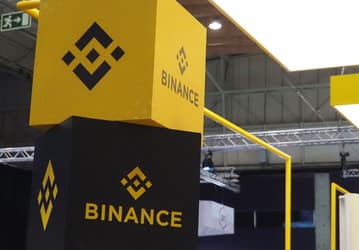 Крупнейшая криптобиржа Binance получила $2 млрд от MGX — дебютная инвестиция фонда в цифровые активы