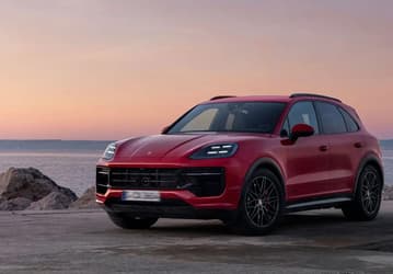До России добрались новые Porsche Cayenne 2025. Цена — 29 млн рублей, но за кредит и trade-in можно получить скидку в 500 тыс. рублей