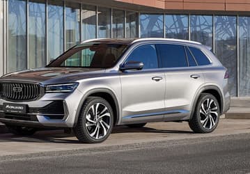 Хитовые кроссоверы Geely Monjaro и Chery Tiggo 7 Pro Max начали продавать в рассрочку — за это даже можно получить скидку