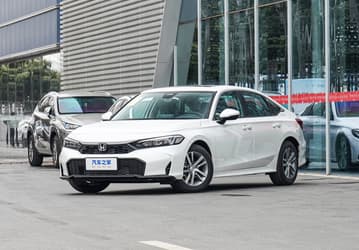 Представлена Honda Civic 2025: 203 л.с. и коробка e-CVT