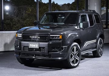 Спорт и стиль вместо грязи: представлен Toyota Land Cruiser Prado 250 в обвесе TOM’s Racing