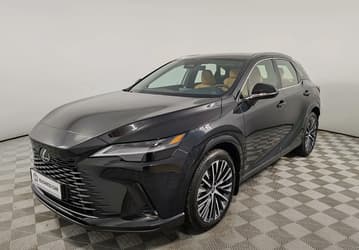Дилеры распродают новейшие Lexus RX 2025 со скидкой в 1,2 млн рублей — теперь цена премиум-кроссовера стартует от 10,95 млн рублей