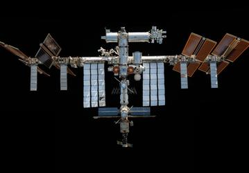 Трещины, нехватка запчастей и утечка воздуха: в NASA серьезно встревожены состоянием МКС