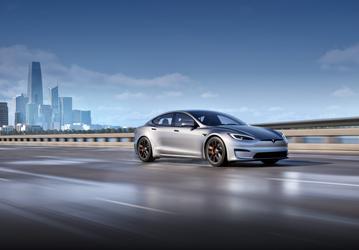 Владелец сгоревшей Tesla обратился в суд и проиграл дело