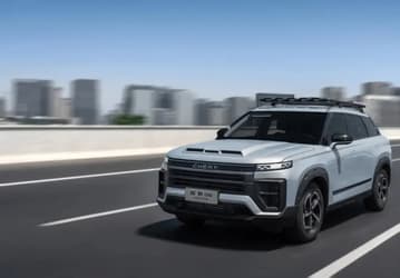 Альтернатива Land Rover с полным приводом, расходом 7,5 л на 100 км, мощнейшей начинкой и искусственным интеллектом — за $15 000. Chery выпустила новейший внедорожник Explorer 06 Discovery Edition
