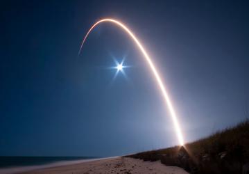 Илон Маск заявил, что SpaceX установила исторический рекорд по запускам и посадкам одной ракеты Falcon 9