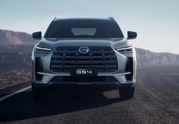 Китайский аналог Toyota RAV4 для России получит не только полный привод, но и новые опции. Продажи GAC GS4 AWD начнутся уже летом