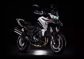 «Рольф Мото» запускает продажи мотоциклов Benelli и QJMotor