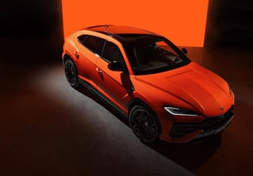 Самый дорогой Lamborghini Urus уже в России: 800 «лошадей» и 60 км на электротяге за 52 млн рублей