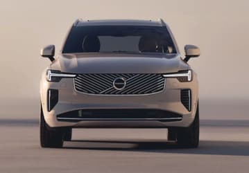 Представлен обновлённый Volvo XC90 2025 — дорого