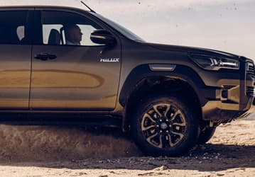 В России начались продажи Toyota Hilux 2025: если подождать, то можно сэкономить 2 млн рублей