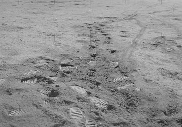 Вода на обратной стороне Луны почти исчезла: команда учёных с «Чанъэ-6» исследовала базальты из кратера Аполлон и обнаружила рекордно низкое содержание воды в мантии