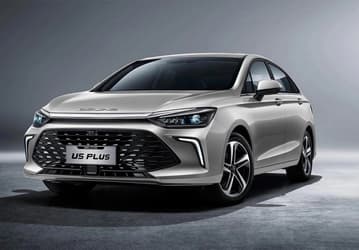 Аналог Skoda Octavia и Hyundai Elantra, который был одной из самых дешевых иномарок российского производства. Объявлены цены на BAIC U5 Plus 2025
