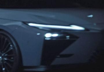 Совершенно новый Lexus ES — опубликовано первое видео