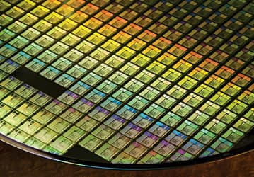 Intel и Samsung TSMC точно не догнать. Тайваньская компания представила SoW-X — это революция в упаковке, которая сделает чипы в 40 раз мощнее