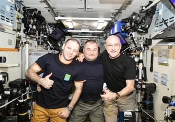 Люки «Союза МС-26» закрыты: космонавты Овчинин, Вагнер и Петтит готовятся к расстыковке с МКС и возвращению на Землю 