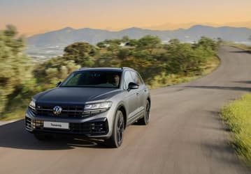 В Россию уже приехали Volkswagen Touareg 2025 — и сразу сильно подешевели
