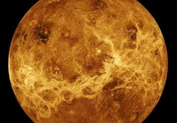 Кора Венеры оказалась неожиданно тонкой и активной: NASA представила новые модели планеты