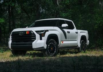 Сотни тысяч Toyota Tundra оказались потенциально опасными