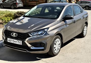 Так выглядит самая дешевая Lada Iskra: первые фото