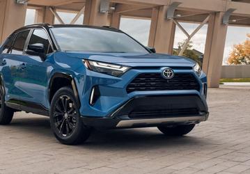 Geely Monjaro, Toyota RAV4 и Toyota Highlander — российские хиты: стало известно, какие машины везут в Россию через Киргизию и Белоруссию в 2025 году
