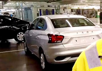 АвтоВАЗ начал выпускать Lada Iskra в две смены