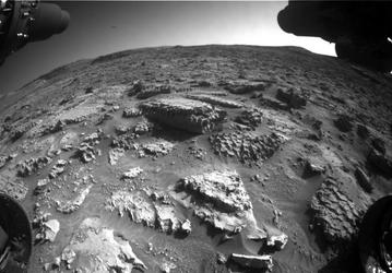 Марсианские «вафли» или гигантские соты: Curiosity запечатлел новые необычные геологические образования