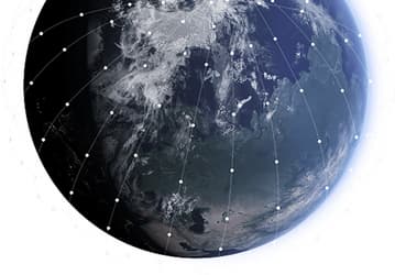 «Мы дадим свой ответ Starlink». Глава Роскосмоса анонсировал «Рассвет» — российский низкоорбитальный спутниковый интернет