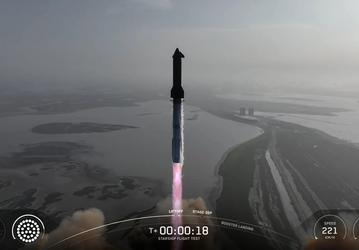 Девятый испытательный полёт сверхтяжёлой ракеты-носителя SpaceX Starship закончился полным провалом: ускоритель Super Heavy взорвался, ракета Starship сгорела в атмосфере