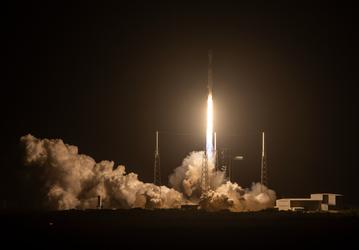 Более 7000 спутников на орбите. SpaceX успешно отправила в космос ещё одну партию Starlink