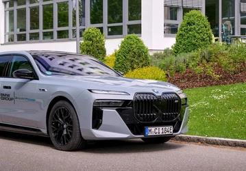 BMW с твердотельными аккумуляторными батареями уже здесь: баварцы выпустили первую партию машин