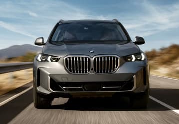 «Гелендваген», BMW X5 и Tank 700: составлен топ-10 самых дорогих новых автомобилей в России за четыре месяца 2025 года — все они входят в число самых популярных моделей