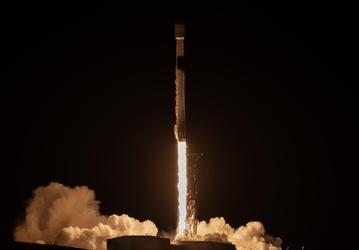 Ракетные запуски или землетрясение? Рост запусков SpaceX в Калифорнии усилил жалобы на звуковые удары